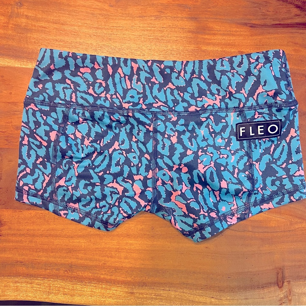 EUC Fleo shorts, Teal Me Everything LRC, size small